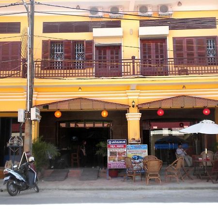 Old Town Guesthouse Kampot Buitenkant foto