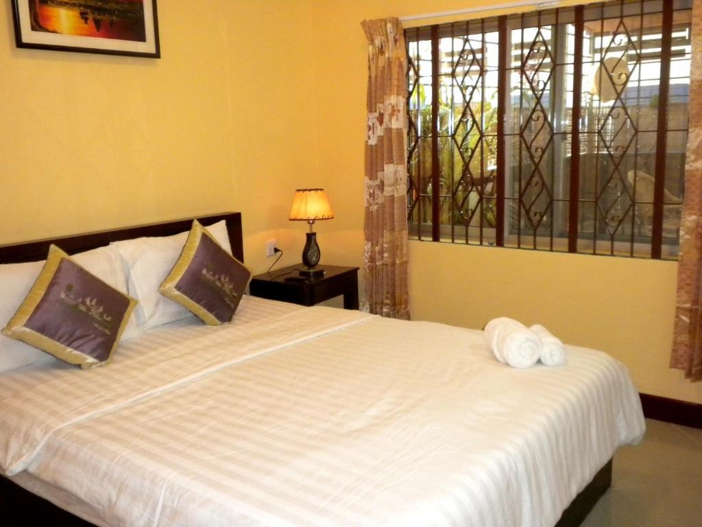 Old Town Guesthouse Kampot Kamer foto