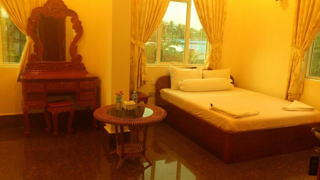 Old Town Guesthouse Kampot Buitenkant foto