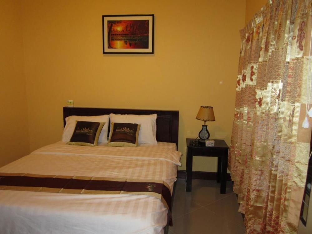 Old Town Guesthouse Kampot Buitenkant foto