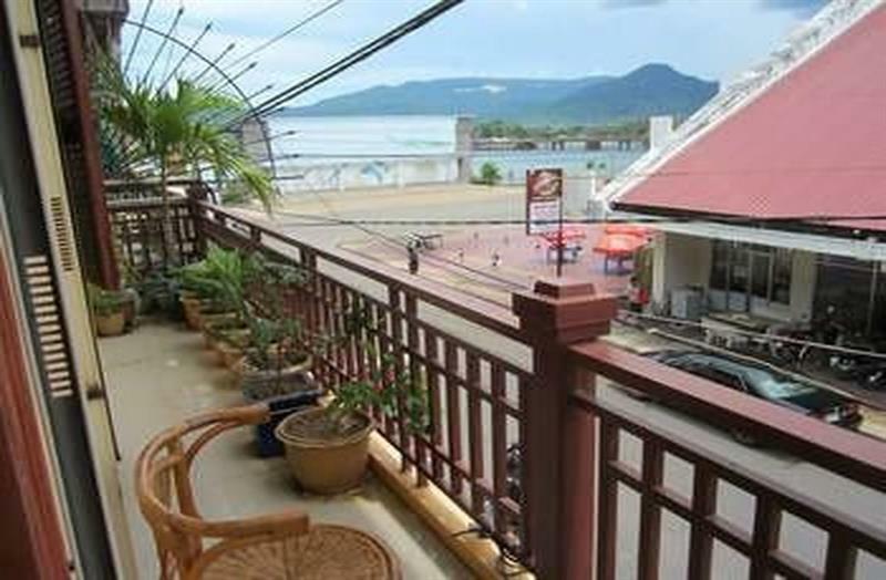 Old Town Guesthouse Kampot Buitenkant foto